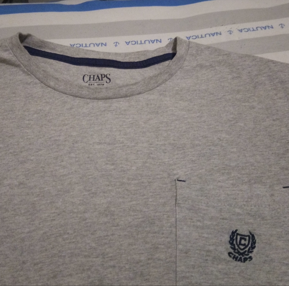 Chaps Light Gray Crewneck Tee with Navy Logo